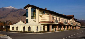  Vald Hotel  Вал Делла Торре
